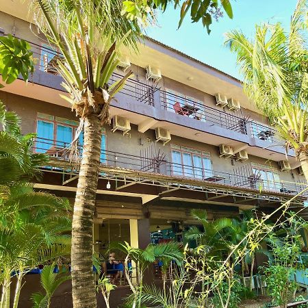 River Dolphin Hotel Кратьэх Экстерьер фото