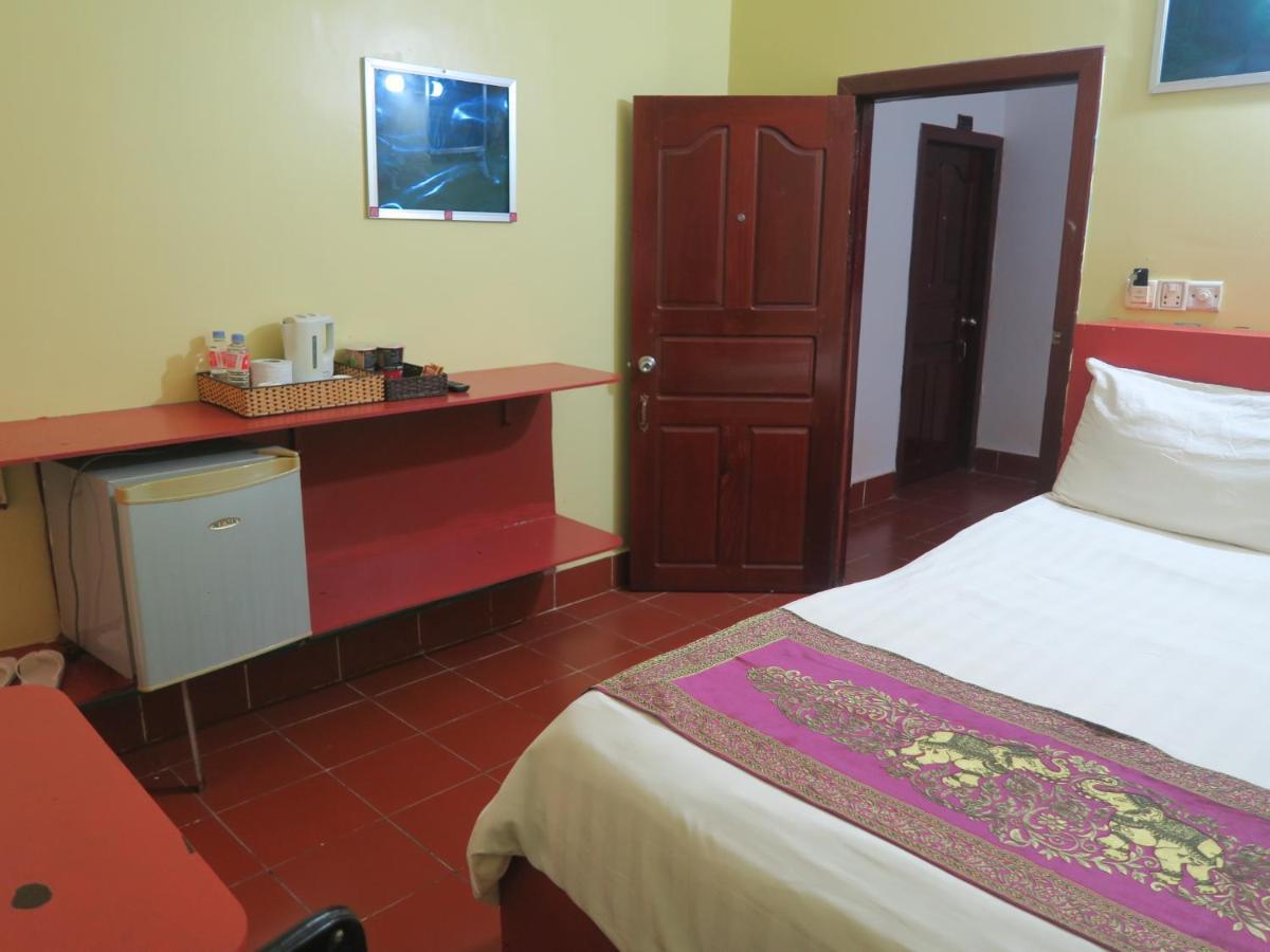 River Dolphin Hotel Кратьэх Экстерьер фото