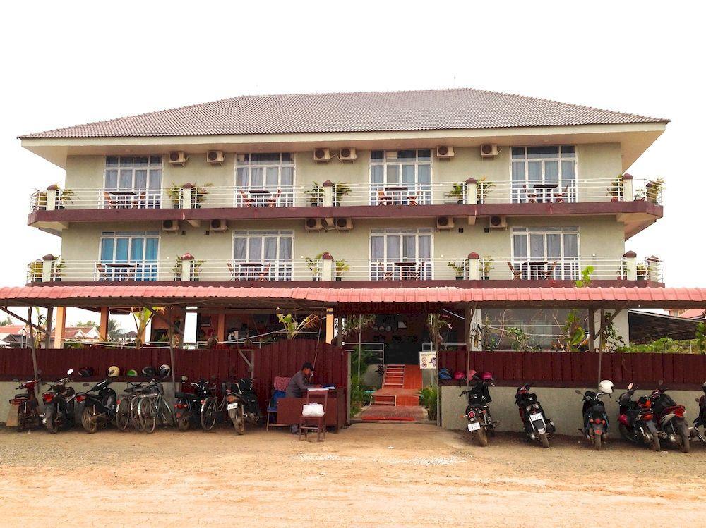 River Dolphin Hotel Кратьэх Экстерьер фото